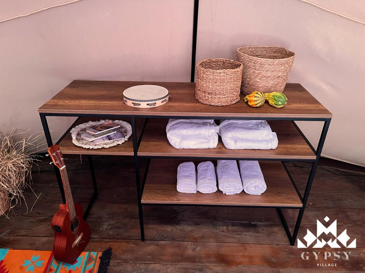 Gipsy Village Park Hotel Asureti 외부 사진