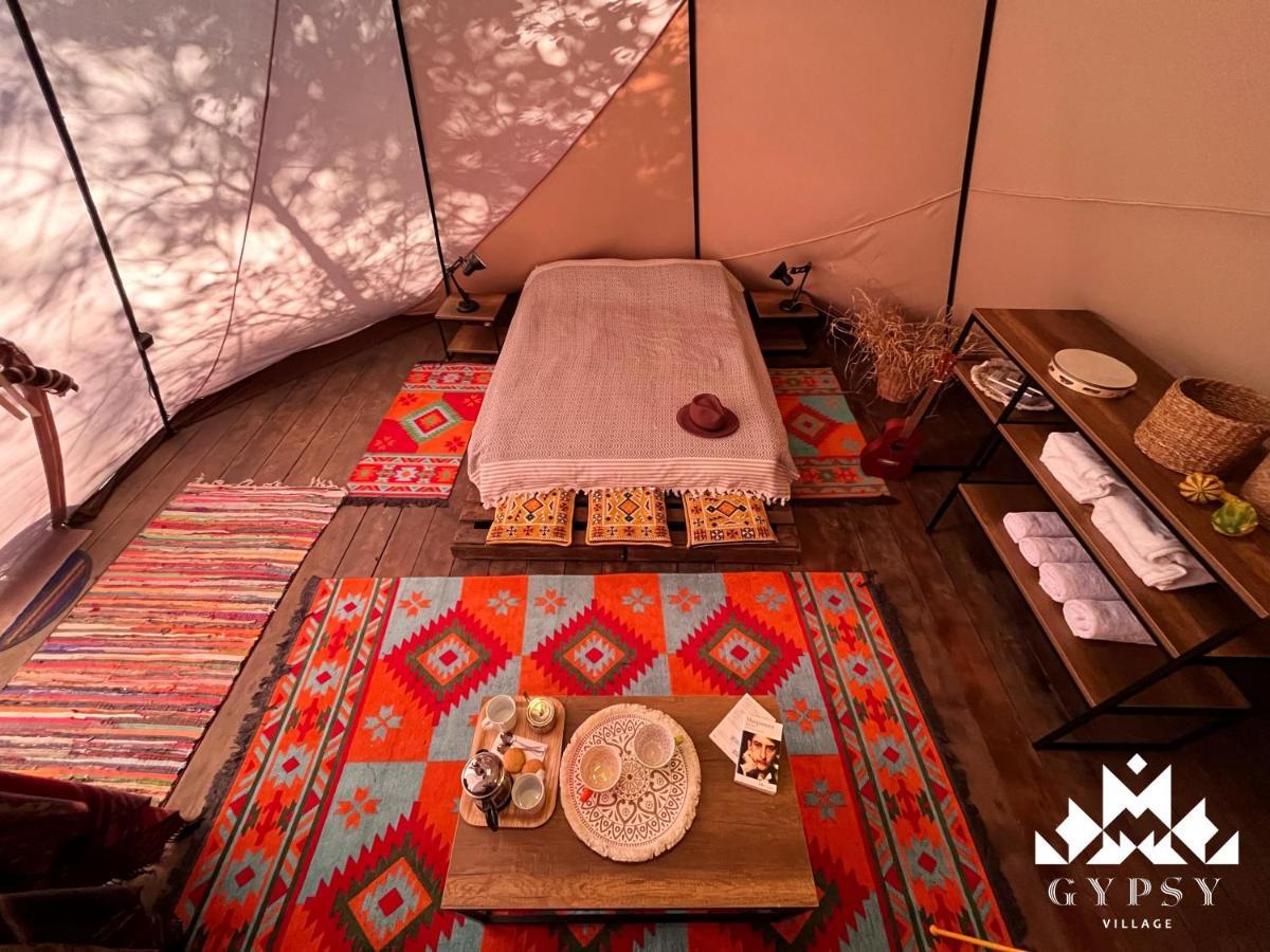 Gipsy Village Park Hotel Asureti 외부 사진