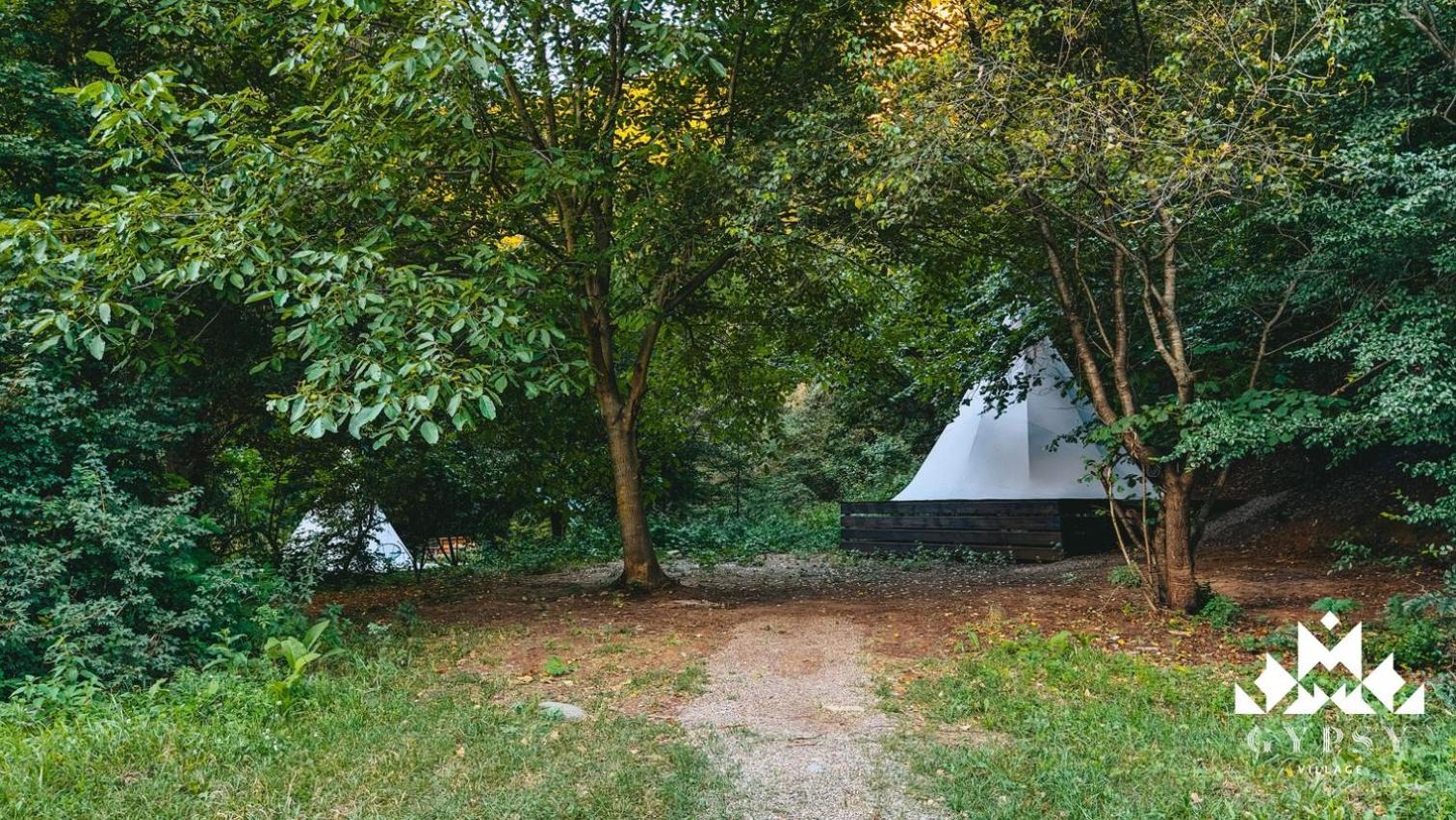 Gipsy Village Park Hotel Asureti 외부 사진