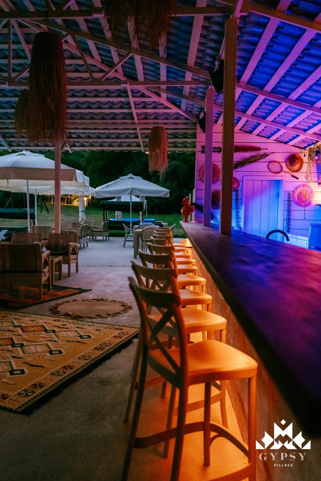 Gipsy Village Park Hotel Asureti 외부 사진